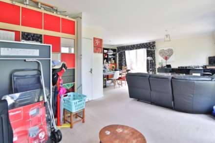 Maria Theresa Close, New Malden, Image 7