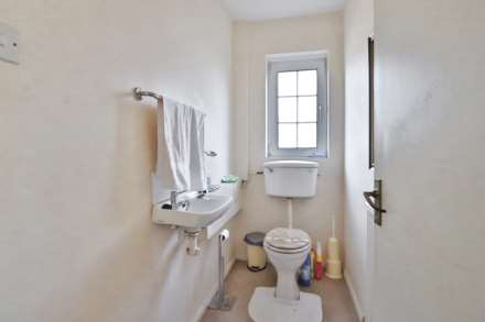Maria Theresa Close, New Malden, Image 9