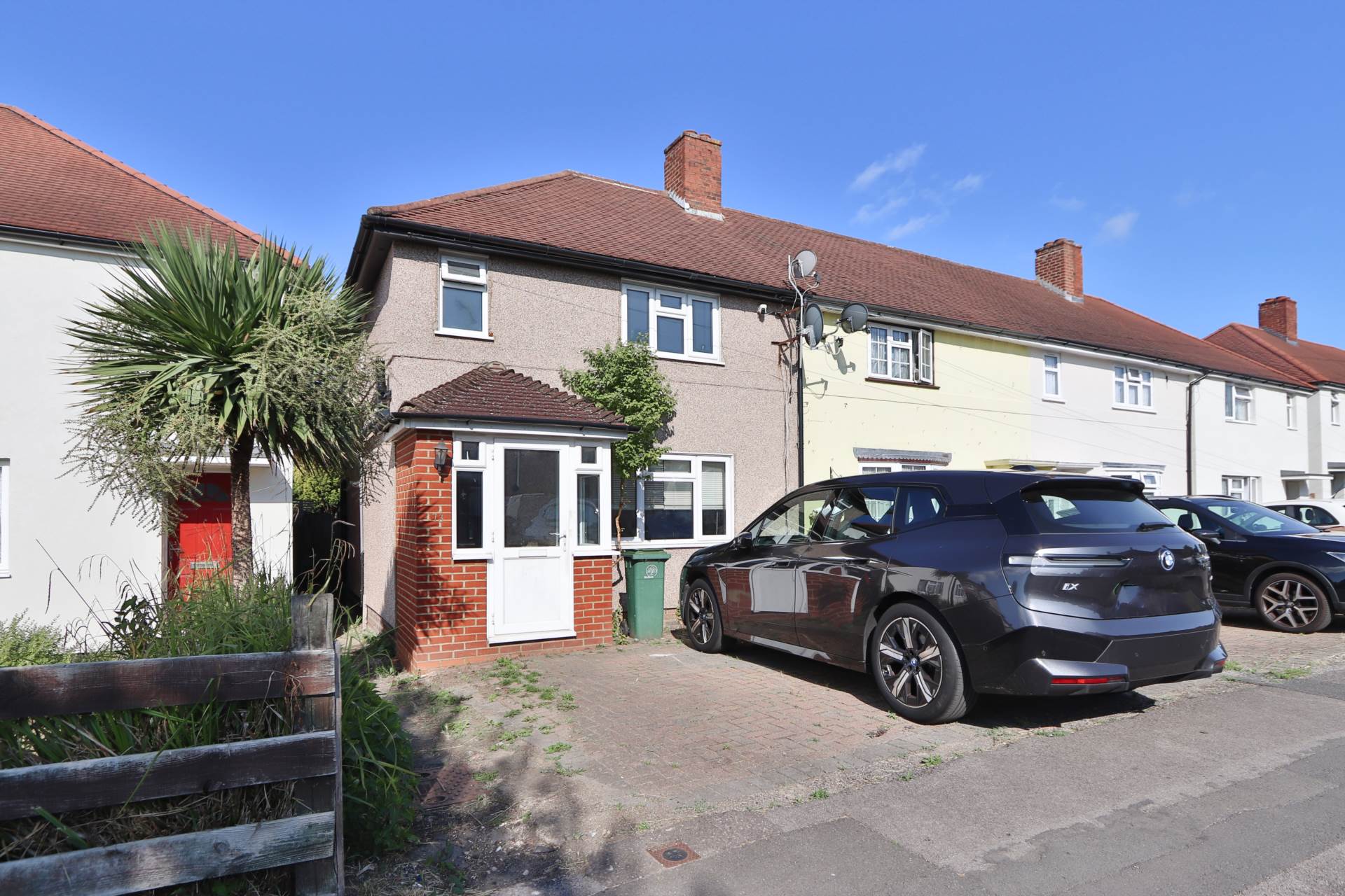 Browning Avenue, Worcester Park, Image 1