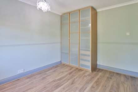 Browning Avenue, Worcester Park, Image 12