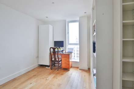 Sutton Court Road, Sutton, Image 8