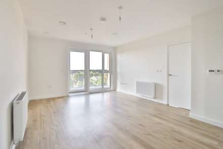 Powdermill Close, New Malden, Image 2