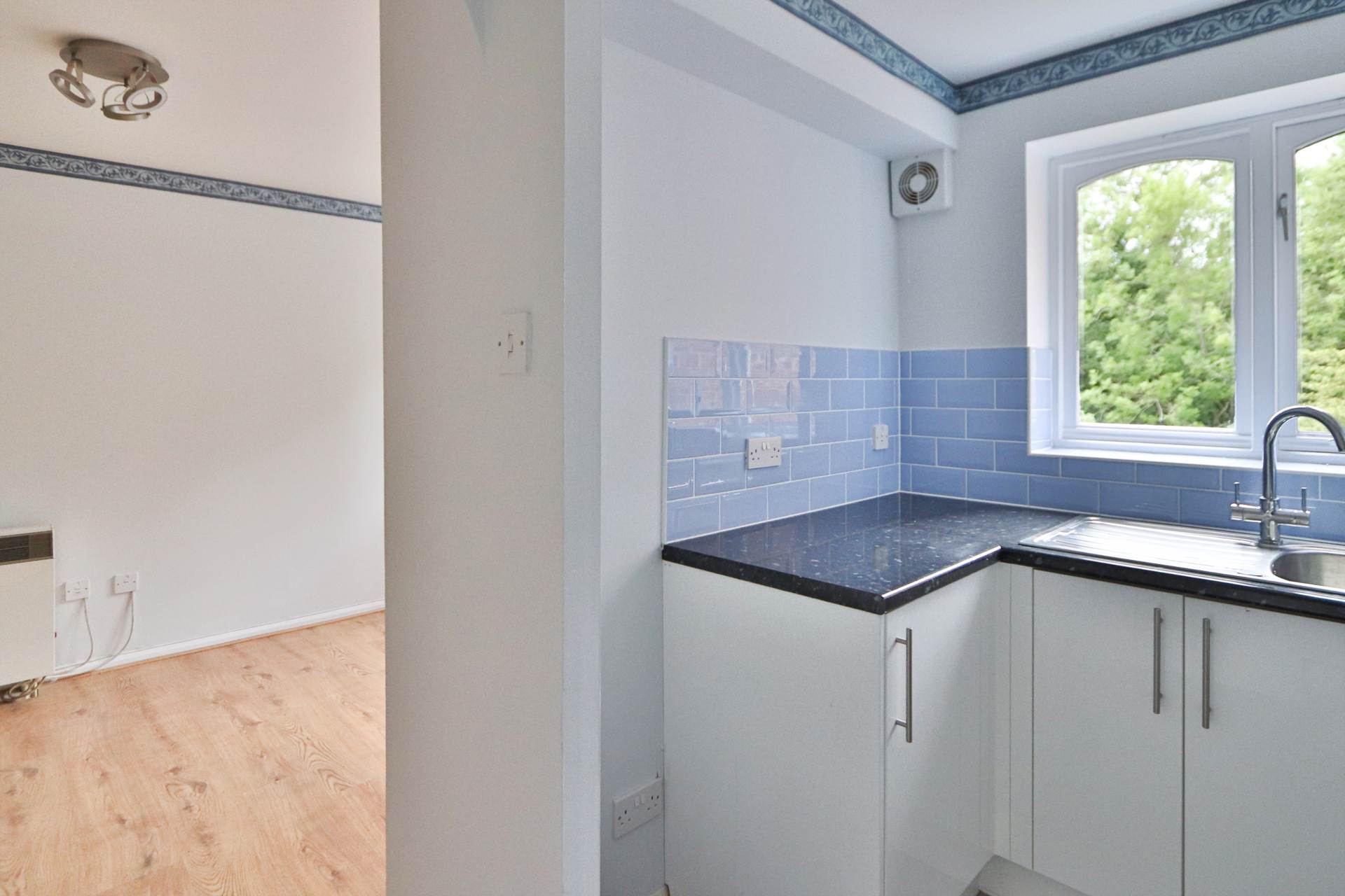 Onyx House, Worcester Park, Image 9