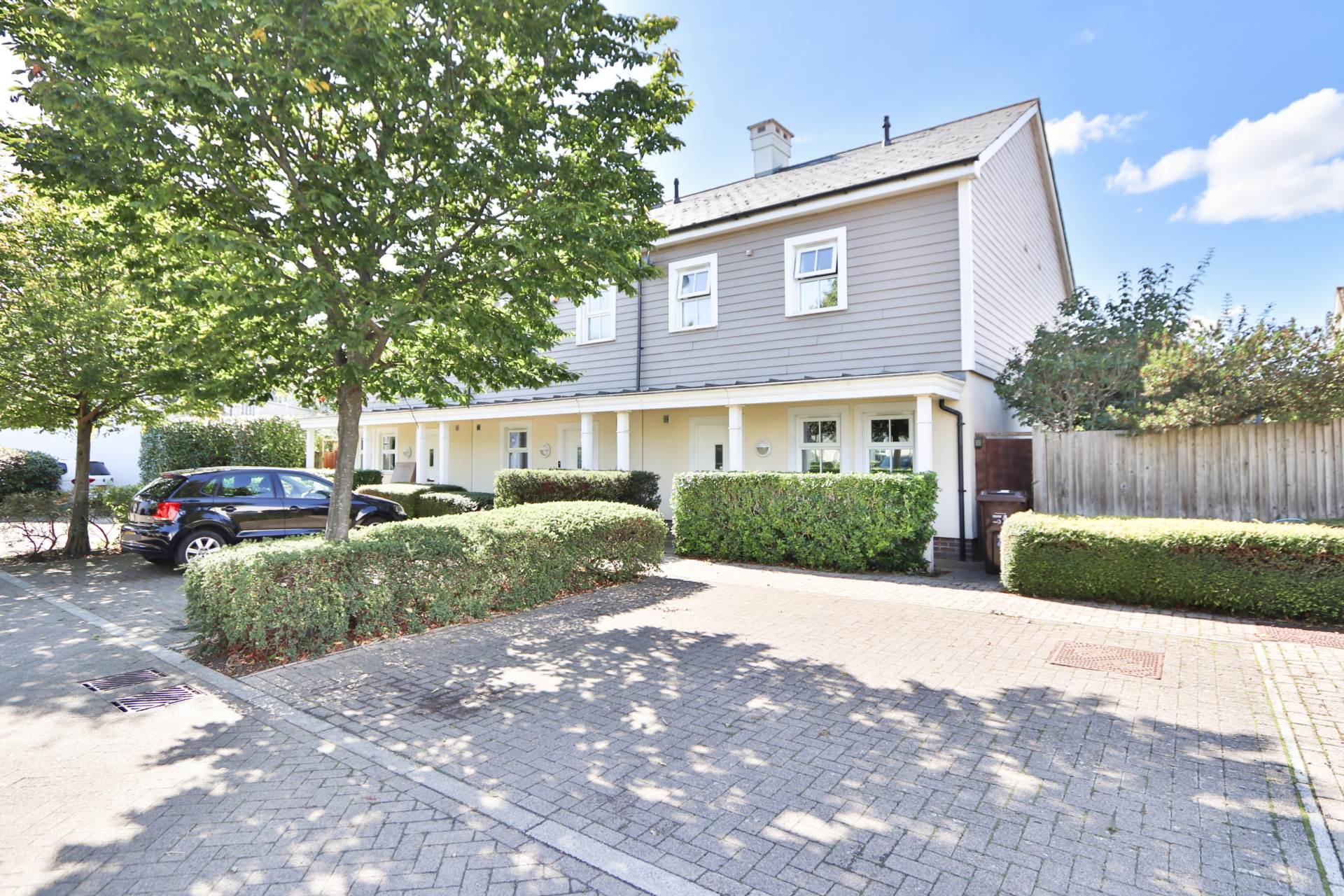 Heatherlea Grove, Worcester Park, Image 1