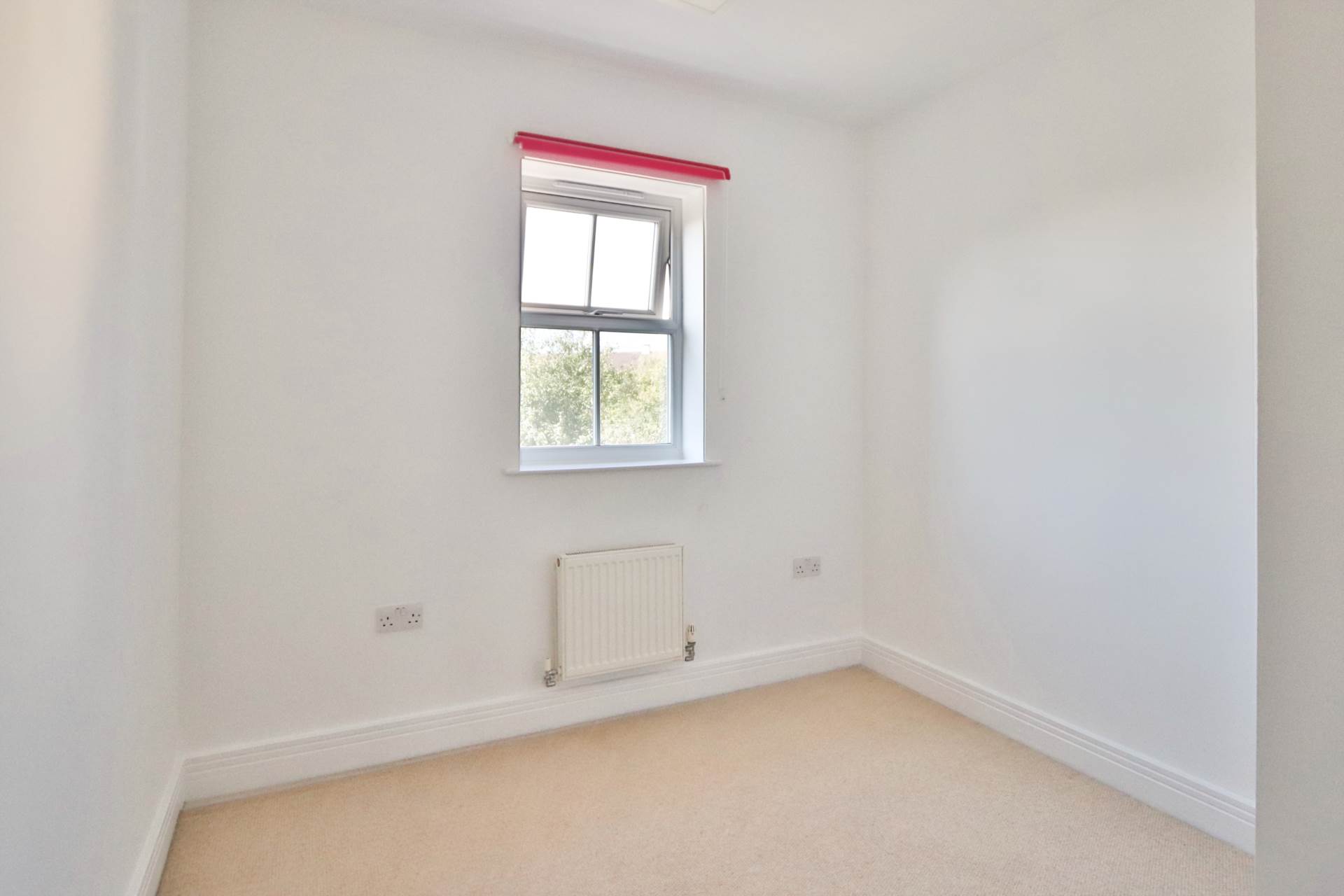 Heatherlea Grove, Worcester Park, Image 13