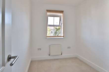 Heatherlea Grove, Worcester Park, Image 12