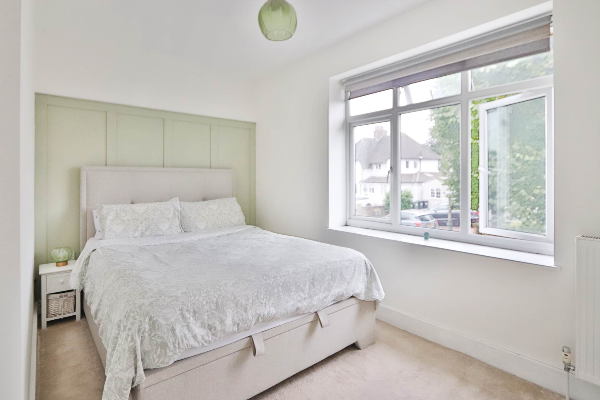 Myrtle Grove, New Malden, Image 8