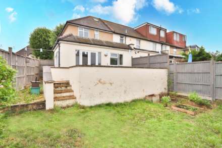 Myrtle Grove, New Malden, Image 13