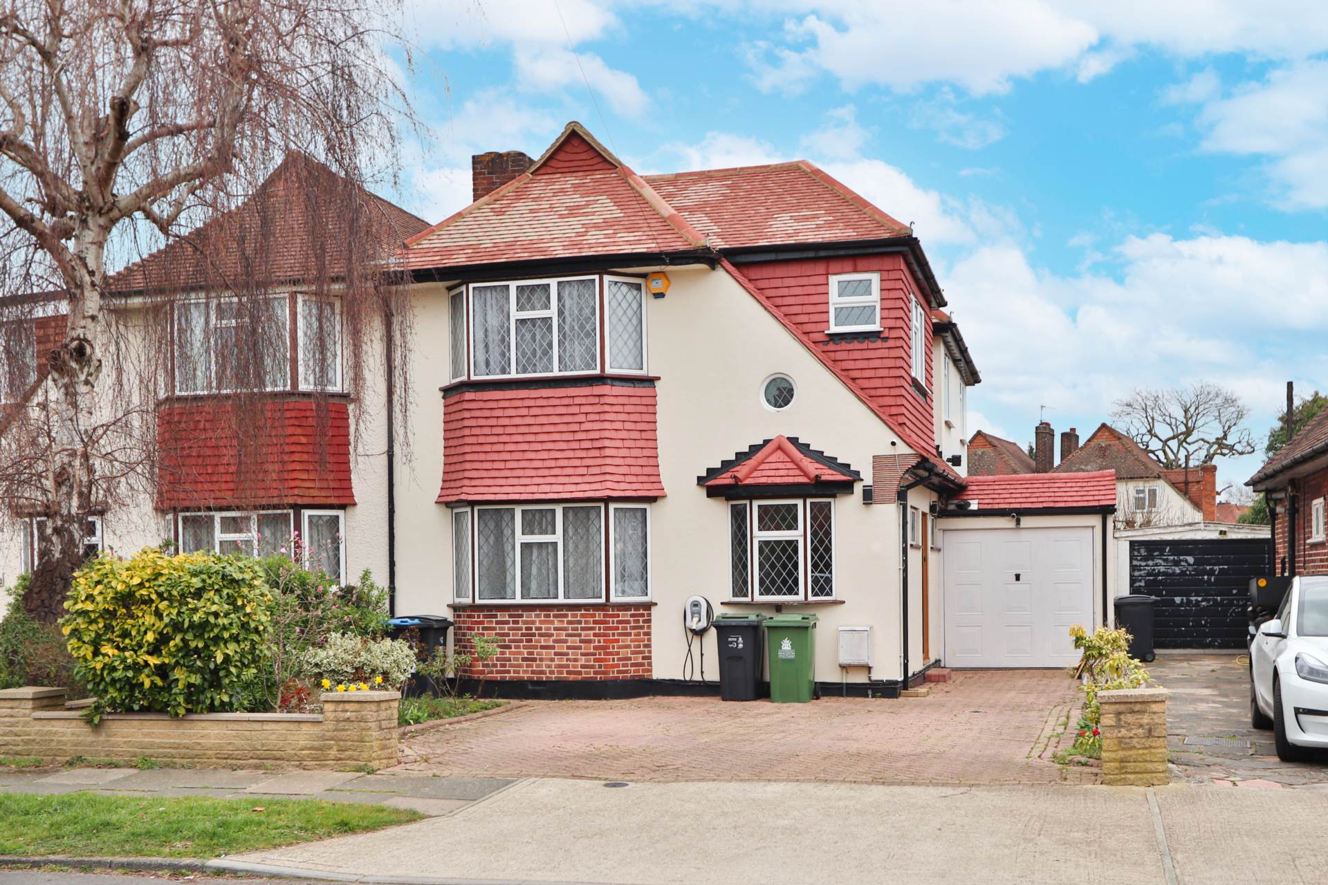 Lawrence Avenue, New Malden, Image 1
