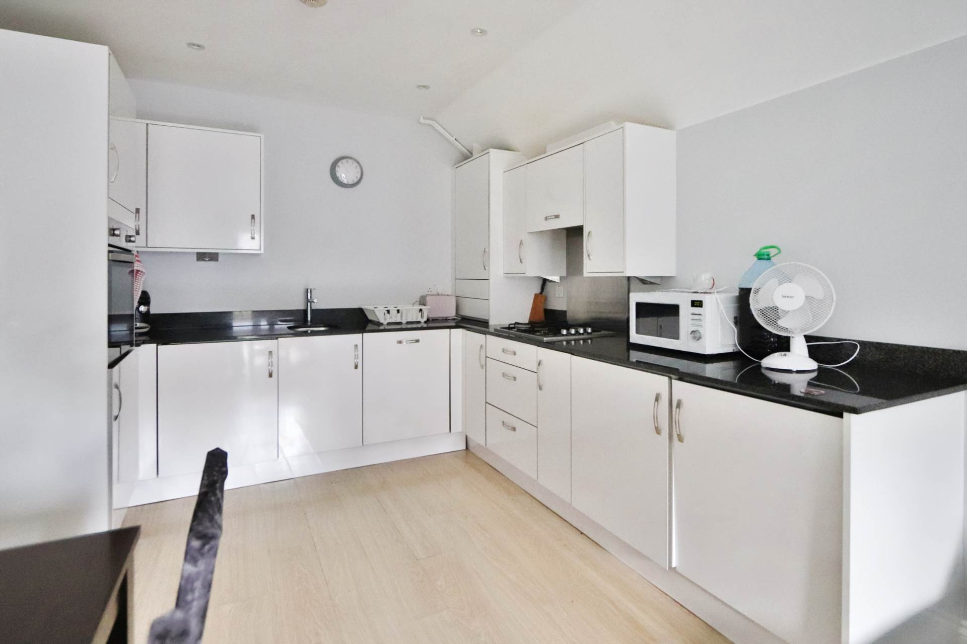 Alric Avenue, New Malden, Image 2
