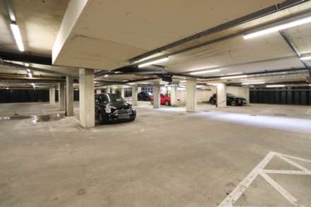 Caro Place, New Malden, Image 14
