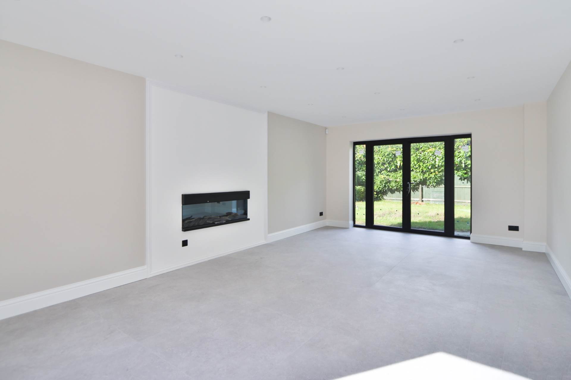Renfrew Road, Kingston Upon Thames, Image 5