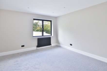 Renfrew Road, Kingston Upon Thames, Image 18