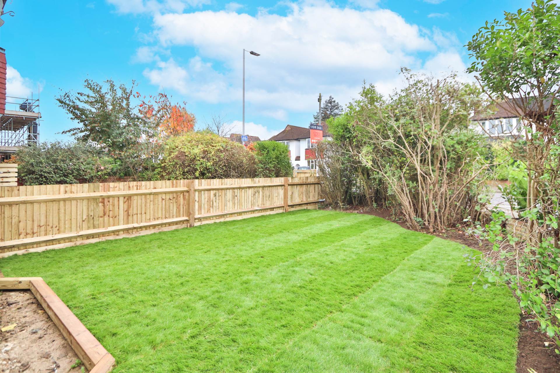 Motspur Park, New Malden, Image 9