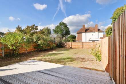 Motspur Park, New Malden, Image 18