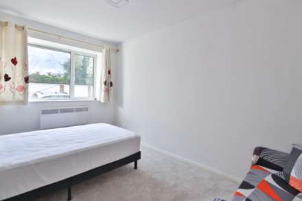 Linden Grove, New Malden, Image 7