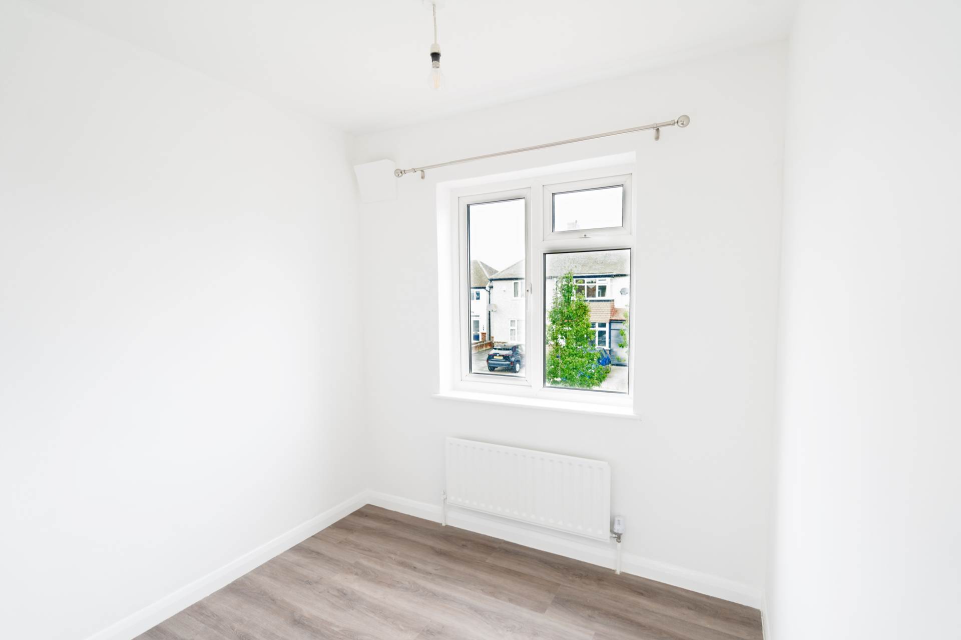 Bramshaw Rise, New Malden, Image 9