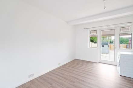 Bramshaw Rise, New Malden, Image 5