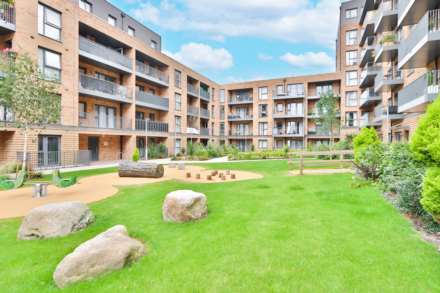 Powdermill Close, New Malden, Image 12