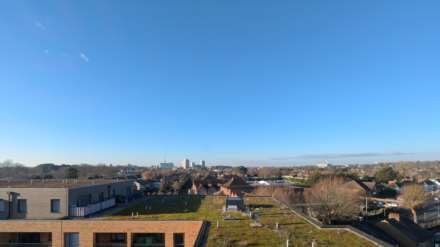 Powdermill Close, New Malden, Image 13
