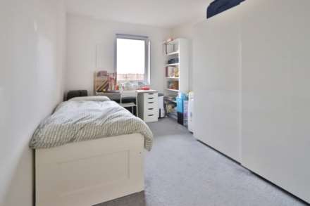 Powdermill Close, New Malden, Image 9