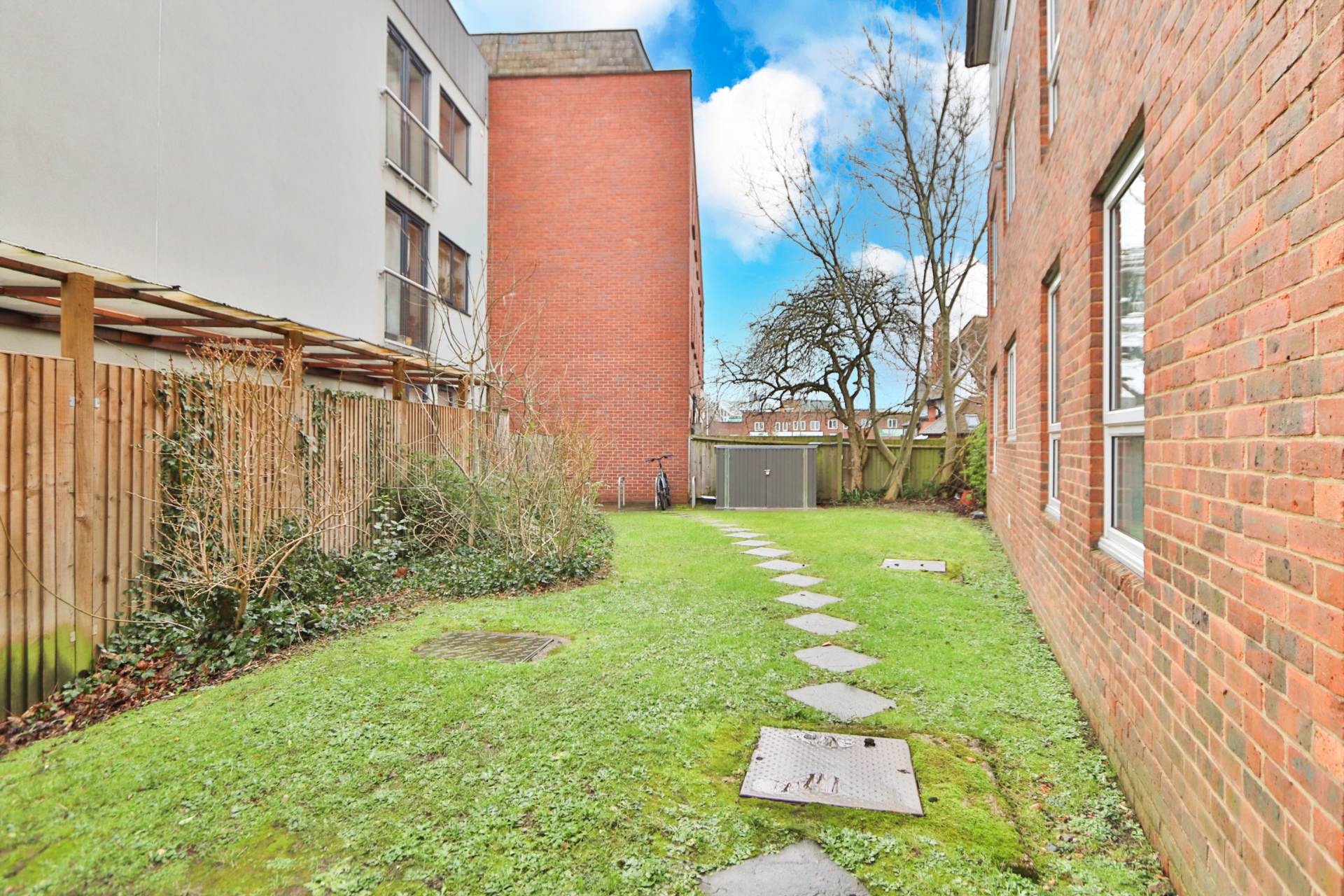 The Avenue, Worcester Park, Image 10