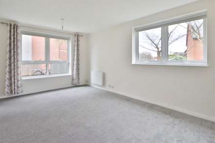 The Avenue, Worcester Park, Image 2