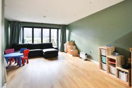 Timberyard Mews, Worcester Park, Image 4