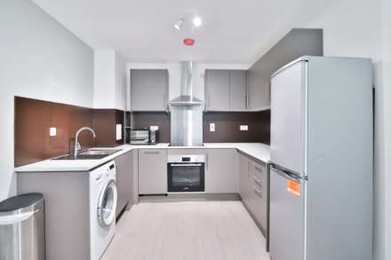 Salamanca Place, London, Image 3