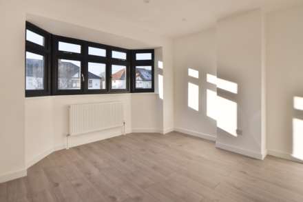 Cobham Avenue, New Malden, Image 7