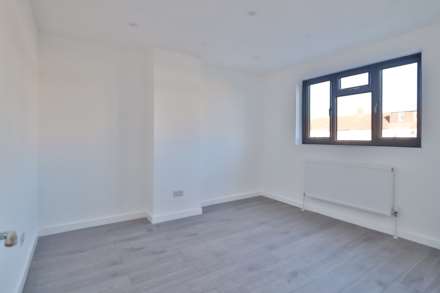Cobham Avenue, New Malden, Image 8