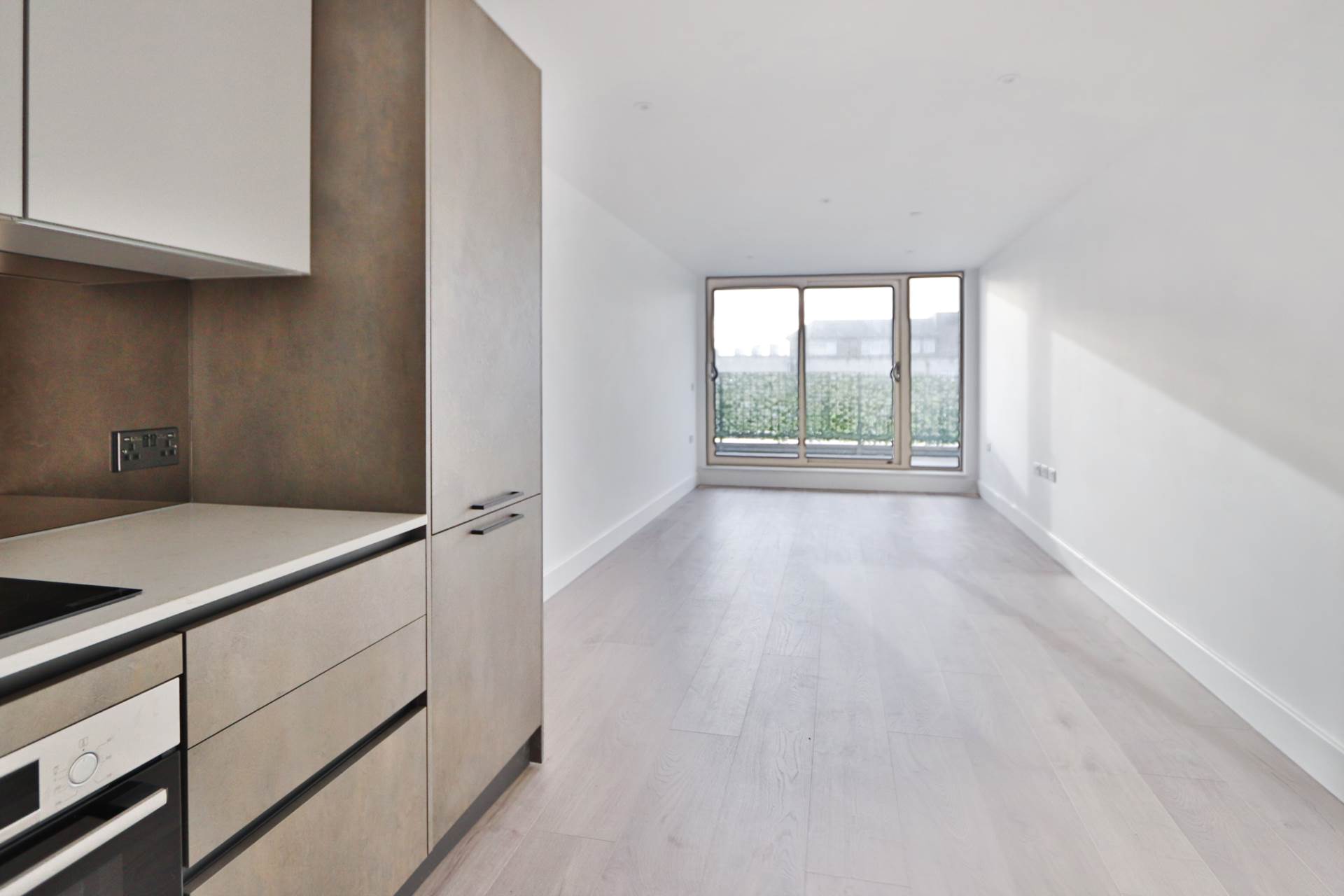 High Street, New Malden, Image 2