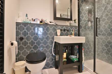 Wheatfield Way, Kingston Upon Thames, Image 10