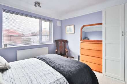 Portland Avenue, New Malden, Image 11