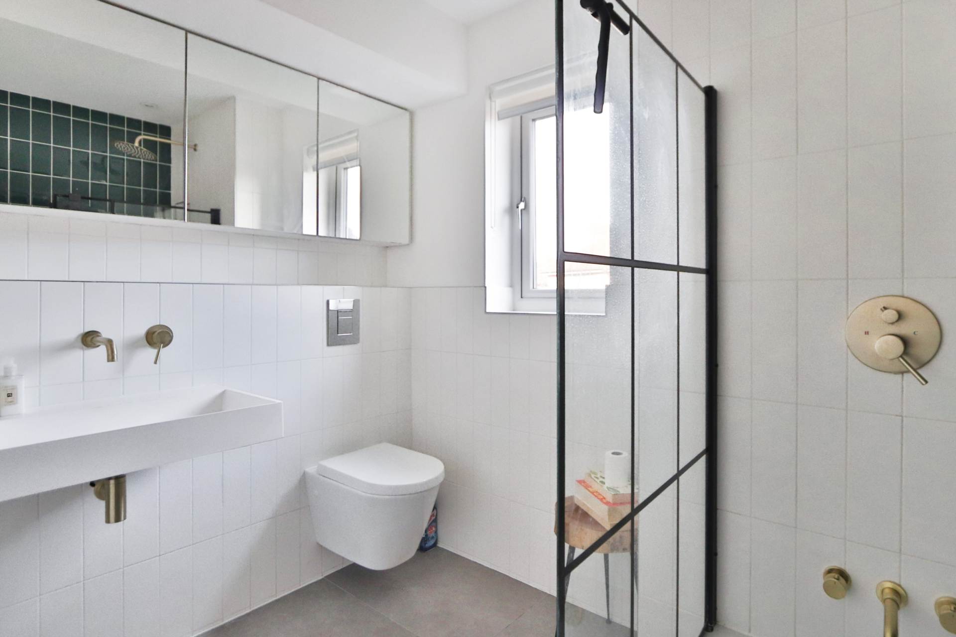 Rivermead, East Molesey, Image 15