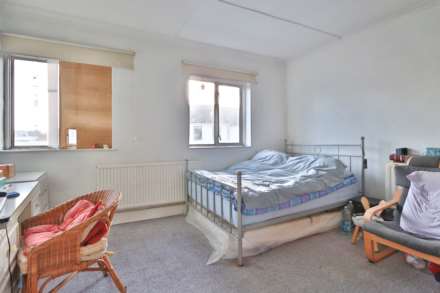 Kingston Road, New Malden, Image 8