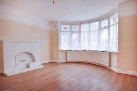 Oakleigh Avenue, Surbiton, Image 5