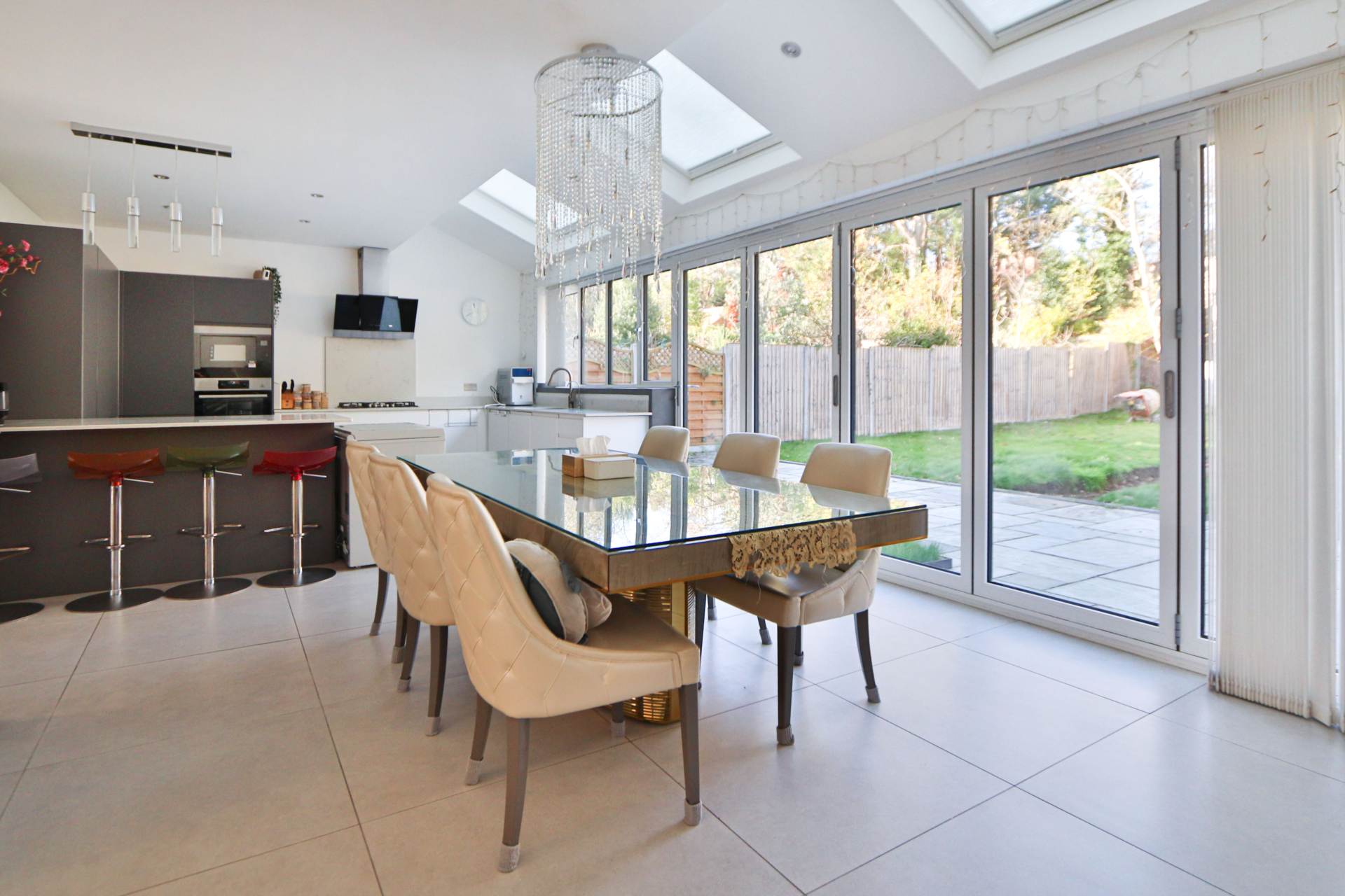 Ullswater Crescent, London, Image 5