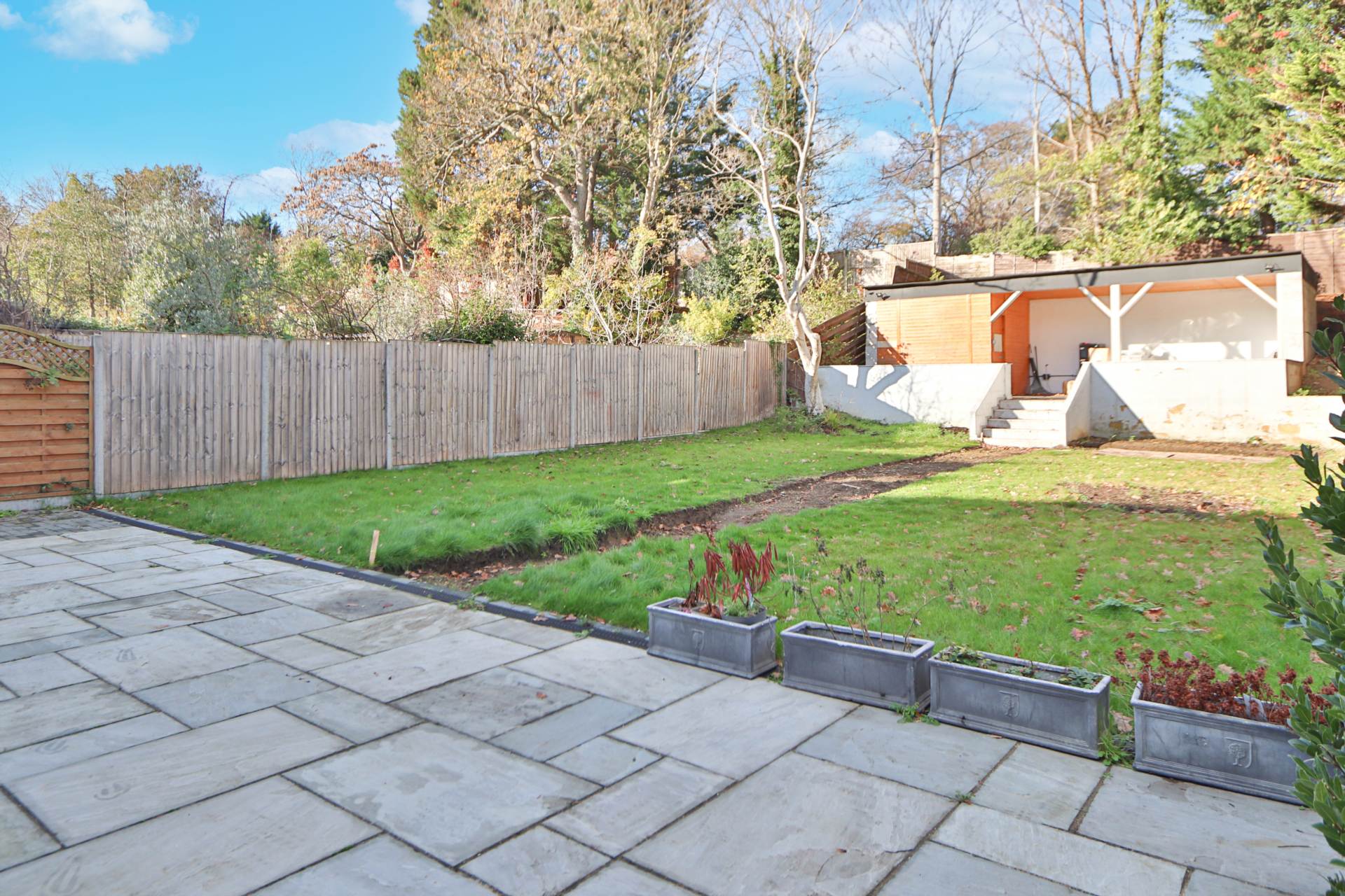 Ullswater Crescent, London, Image 8