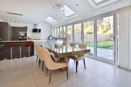 Ullswater Crescent, London, Image 5