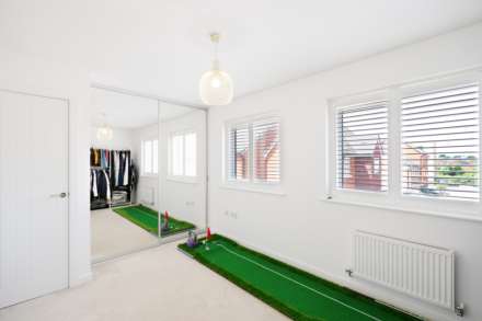 Dante Way, Epsom, Image 8