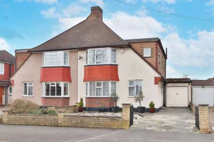 4 Bedroom Semi-Detached, Knightwood Crescent, Kingston Upon Thames
