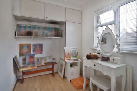 Knightwood Crescent, Kingston Upon Thames, Image 11