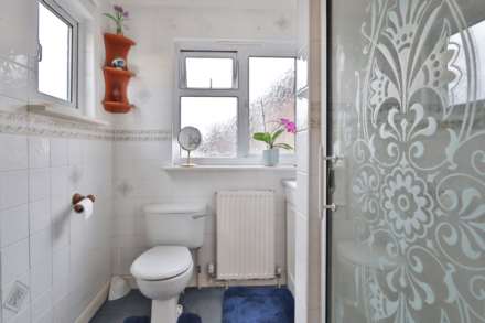 Knightwood Crescent, Kingston Upon Thames, Image 14