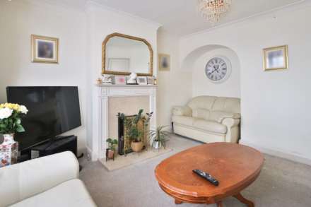 Knightwood Crescent, Kingston Upon Thames, Image 7
