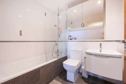 Alpha Road, Surbiton, Image 12