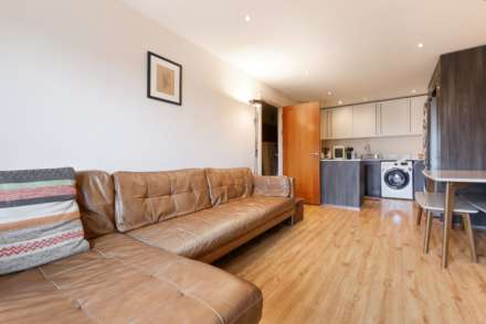 Alpha Road, Surbiton, Image 7
