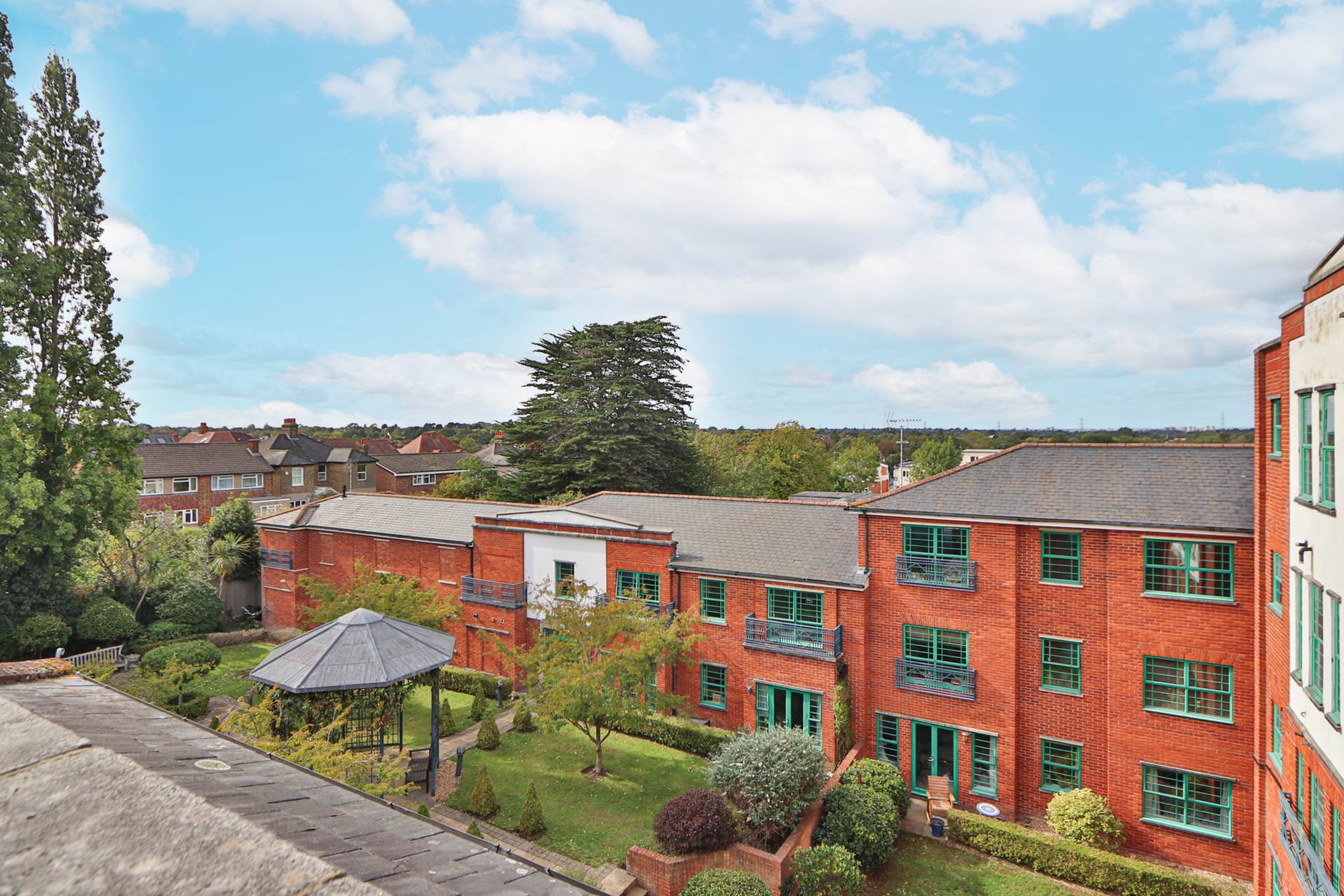 Brabham Court, Worcester Park, Image 16