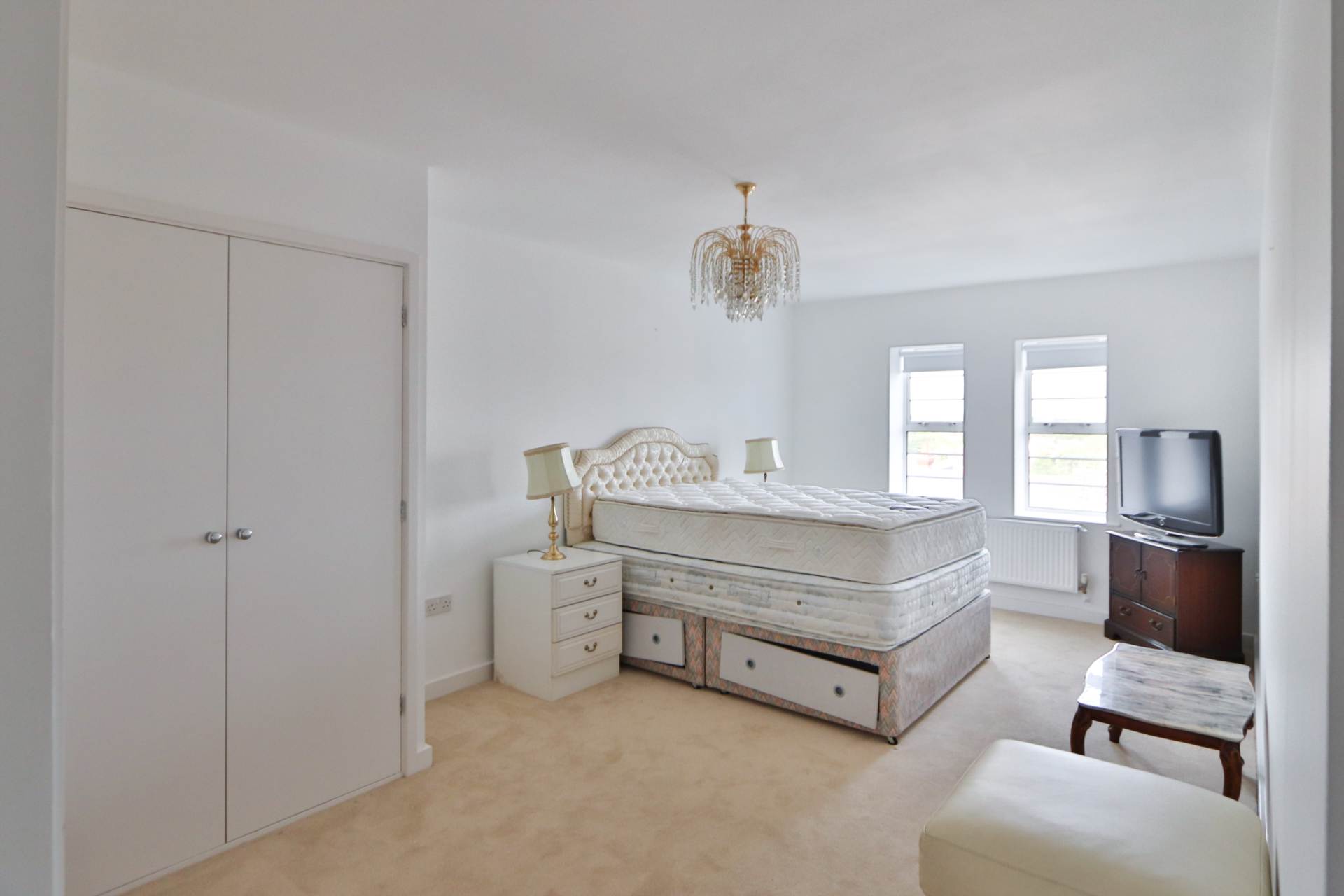 Brabham Court, Worcester Park, Image 8