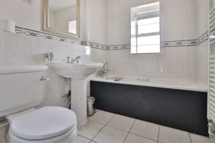 Brabham Court, Worcester Park, Image 10